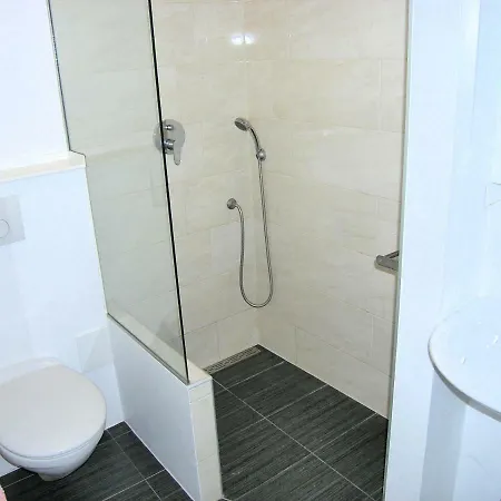 Apartman Kucer Krk Town Exterior photo